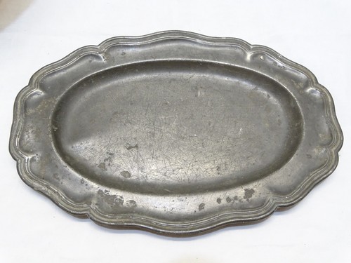 Plat etain style louis - -, en