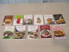 LOT 11 MINI LIVRES GASTRONOMIE RECETTES  PATES DESSERTS HACHIS ... first edition