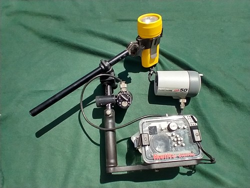 Underwater ikelite substrobe - underwater,