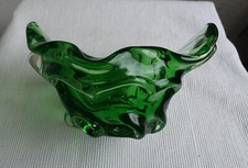 Ancienne coupe vide-poche en verre soufflé vert forme libre Murano années 60/70