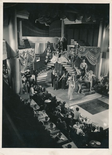 Snapshot cabaret danseuses