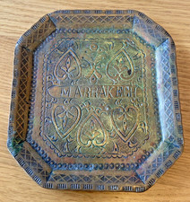 Ancien plateau en bronze