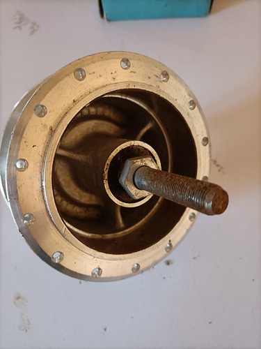 Moyeu roue avant peugeot - moyeu,