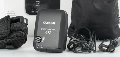 Near mint canon e2 gps - [near,