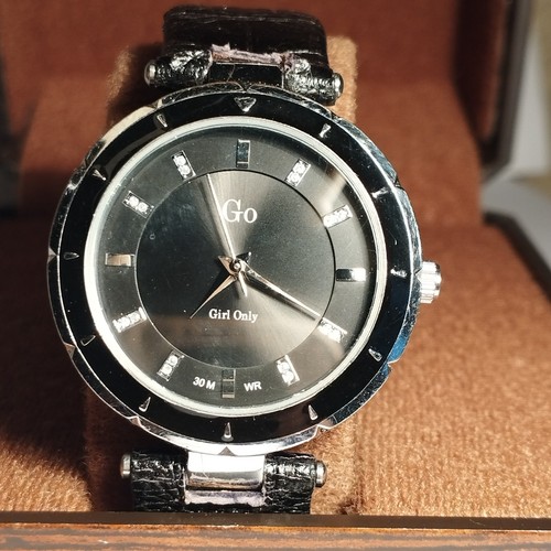 Montre vintage go girl - ⌚,