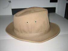 Ancien chapeau genre safari en
