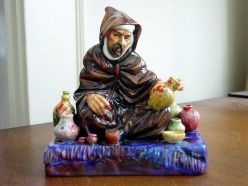 Royal doulton the potter - royal,
