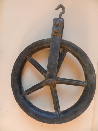 Ancien outil roue poulie de - ancien,