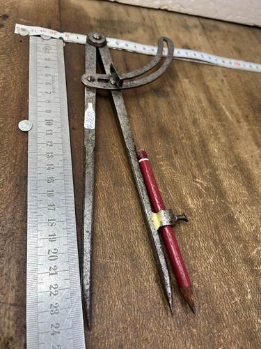 Outil ancien peugeot compas - ancien,