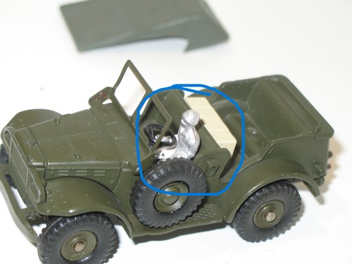 R13 dinky toys metal - r13,