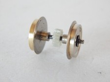 Réf 3668 UN ESSIEUX DIAM 15 MM  PIGNON CENTRALE LOCOMOTIVE Y 51130 JOUEF HO