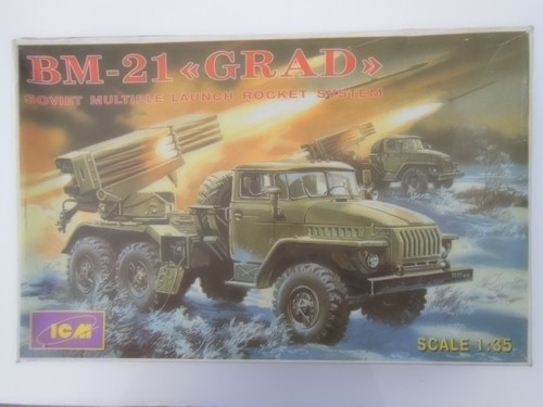 Icm grad soviet - bm-21,
