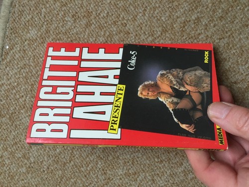 Brigitte lahaie presente - lahaie,