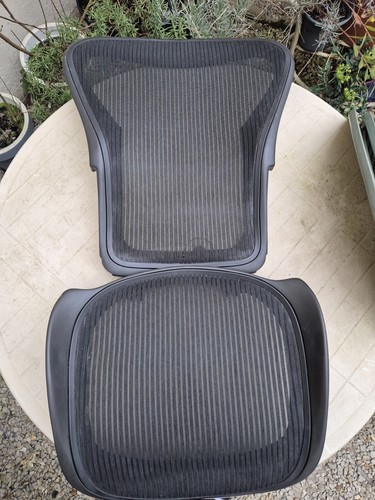 Herman miller aeron black size - herman,