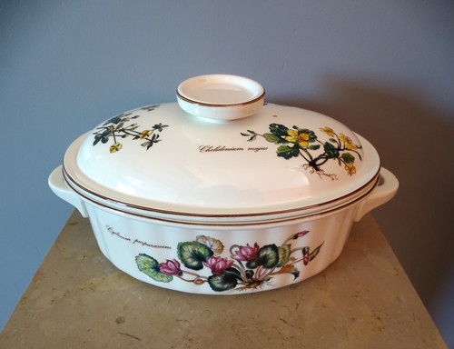 Terrine ragout porcelaine à - /,