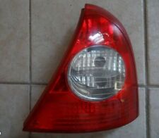 feu arriere droit cote passager Renault clio 2 phase 2 sans porte ampoule