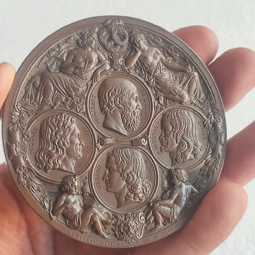 Medaille medal f m - medaille,