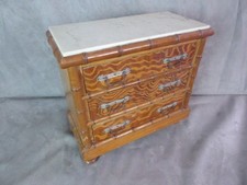 BELLE COMMODE DE POUPEE