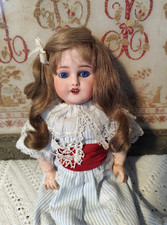 Jolie petite Limoges Yeux bleu