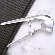 Presse-ail multifonctionnel