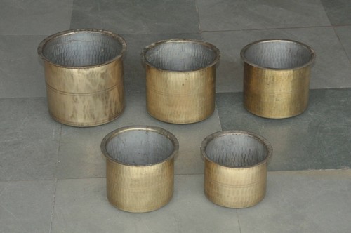 Vieux laiton artisanal - vieux,