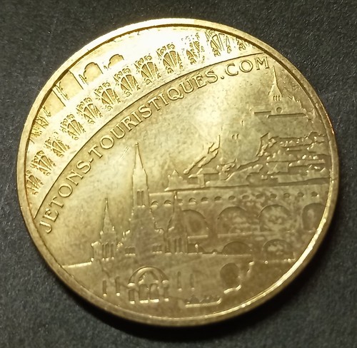MÉDAILLE