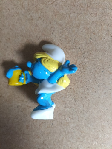 Rare schtroumpfette avec - rare,