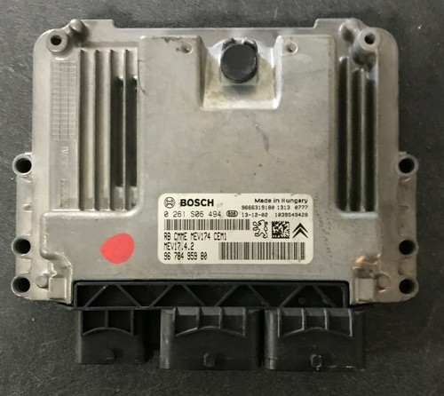 Calculateur moteur peugeot - calculateur,