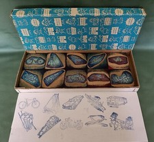 Ancienne Boite de 10 Timbres