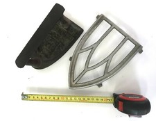 ANCIEN FER A REPASSER BRAISE EN FONTE PARISIEN AVEC SUPPORT ALUMINIUM