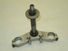 Té inférieur de fourche