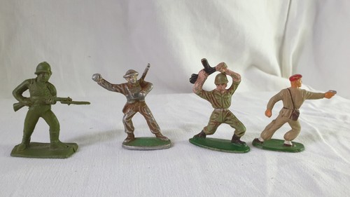 Figurines anciennes soldats - anciennes, de