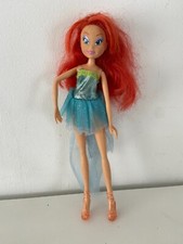 Poupée Winx Club – Bloom Rainbow – 30 cm