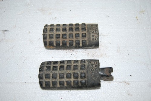 Paire marchepieds caoutchouc - paire,