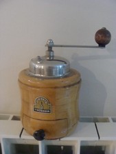 ANCIEN MOULIN A CAFE ROND