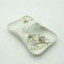 Limoges. Haviland. Présentoir panier en porcelaine à décor de fleurs, fin XIXe