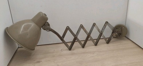 Lampe applique extensible