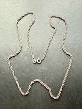 Très Beau Collier Chaîne En