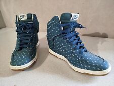 NIKE Baskets Femme Compensées Toile Verte T 40 TBE