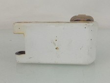 Charniere de porte avant droit