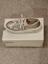 Baskets femme pointure 39