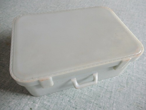 Valise poupee plastique - de,