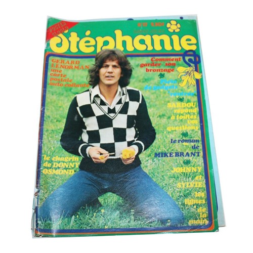 Magazine revue stephanie n - /,