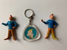 LOT PORTE CLE JOURNALDE TINTIN + FIGURINES ESSO