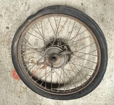 roue arriere pneu 600  NEW MAP   100 125 moto de collection