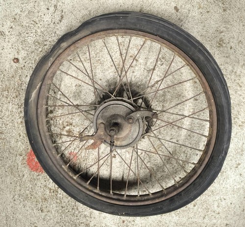 Roue arriere pneu 600 - roue,