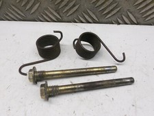 Tondeuse Mc Culloch BRO22 - Ressorts et axes de trappe d'éjection