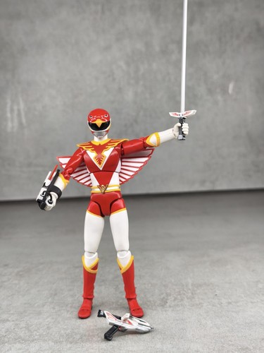 Figurine figuarts red hawk - figurine,