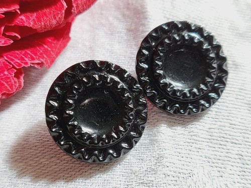 Duo boutons anciens - en, verre