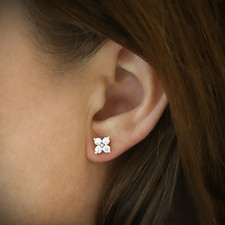 Boucles d'oreilles clous